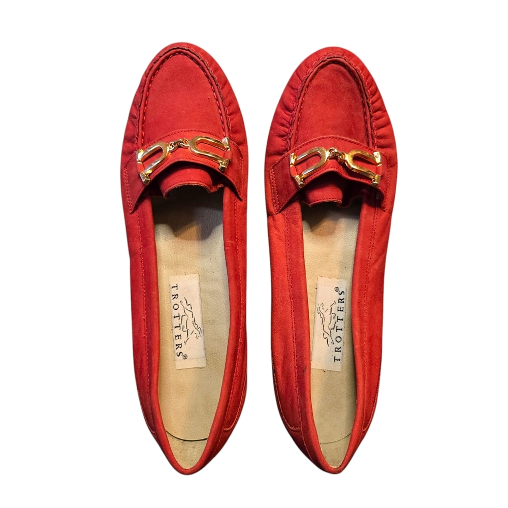 Vintage Trotters Womens Red Suede Loafers Size 8.5M